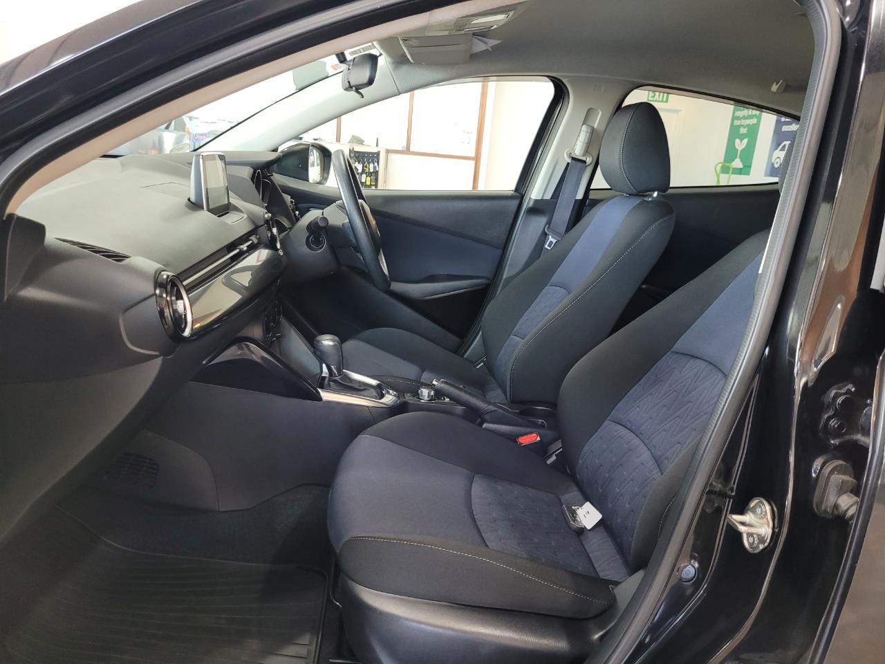 2016 Mazda Demio