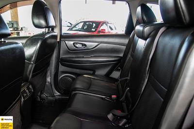 2014 Nissan X-Trail - Thumbnail