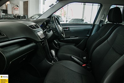 2013 Suzuki Swift - Thumbnail