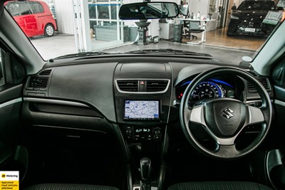 2013 Suzuki Swift - Thumbnail