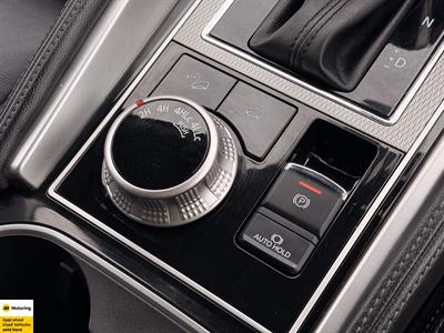 2024 Mitsubishi Pajero Sport - Thumbnail