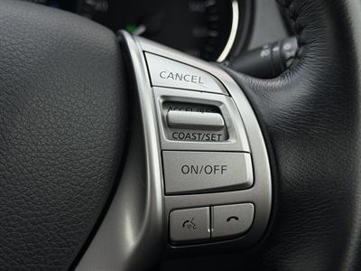 2017 Nissan X-Trail - Thumbnail