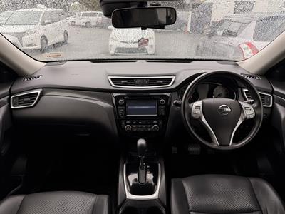 2017 Nissan X-Trail - Thumbnail