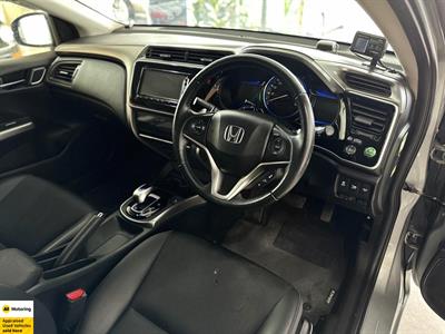 2015 Honda Grace - Thumbnail