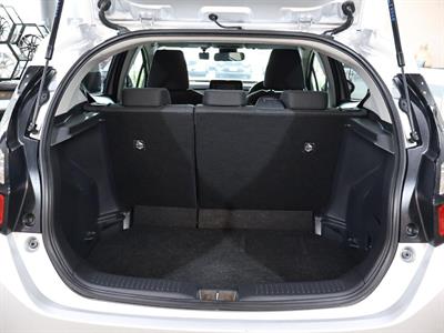 2021 Toyota Aqua - Thumbnail