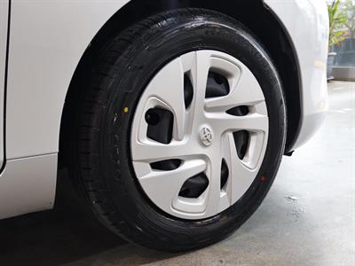 2021 Toyota Aqua - Thumbnail