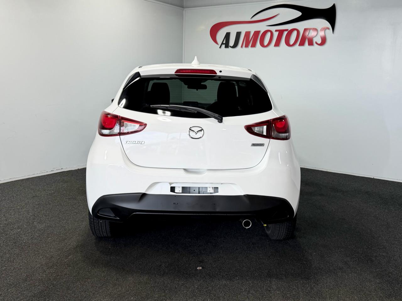 2017 Mazda Demio