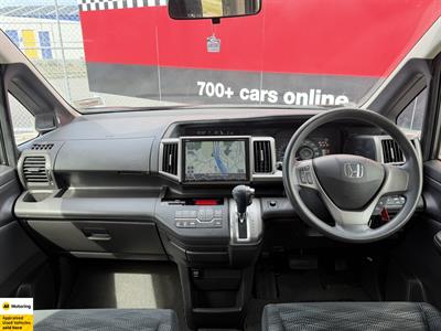 2013 Honda Step Wagon - Thumbnail