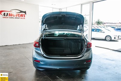 2013 Mazda Axela - Thumbnail