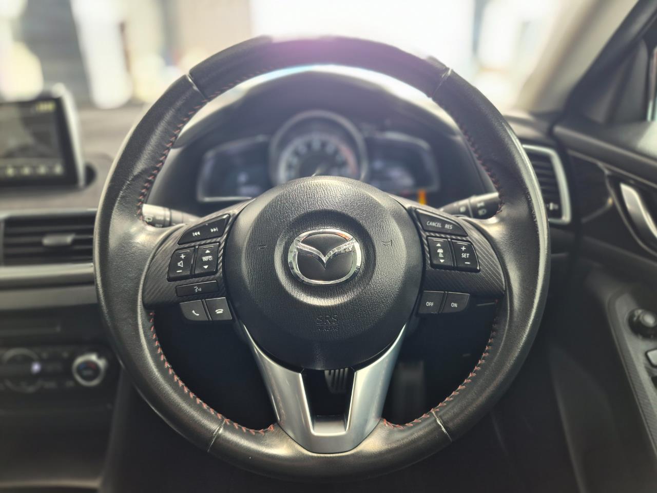 2014 Mazda Axela