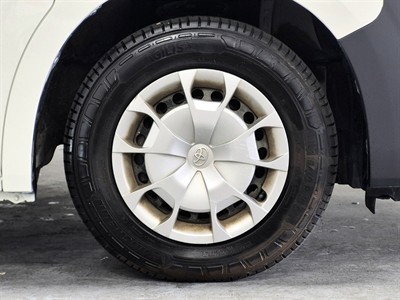 2019 Toyota Hiace - Thumbnail