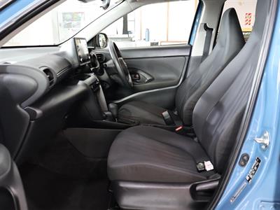 2021 Toyota YARIS CROSS - Thumbnail