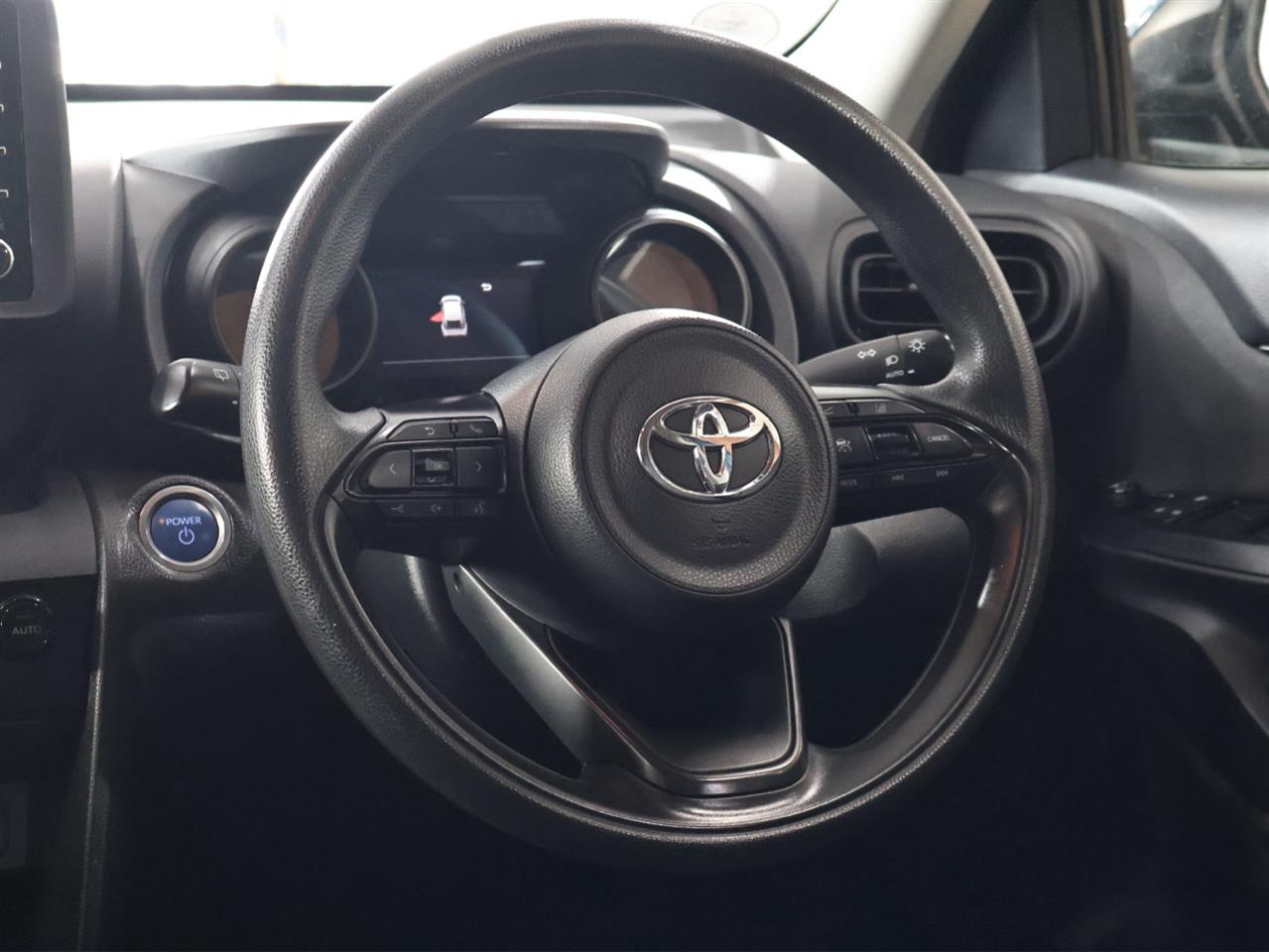 2021 Toyota YARIS CROSS