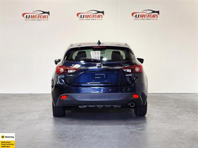 2015 Mazda Axela - Thumbnail