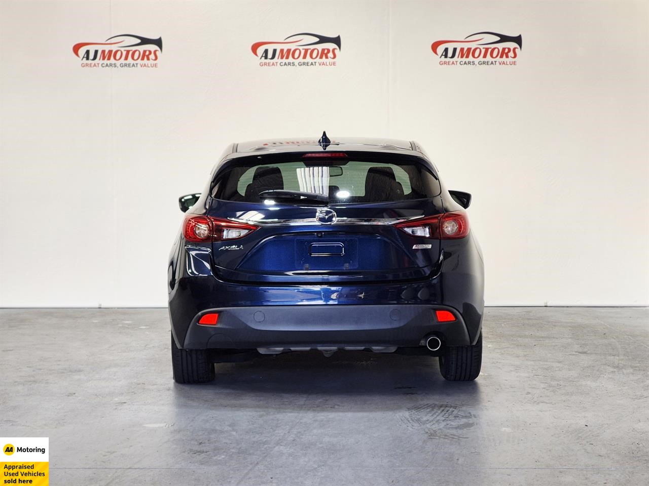 2015 Mazda Axela
