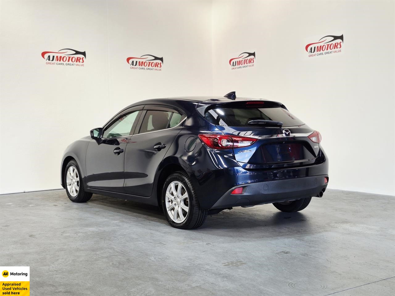 2015 Mazda Axela