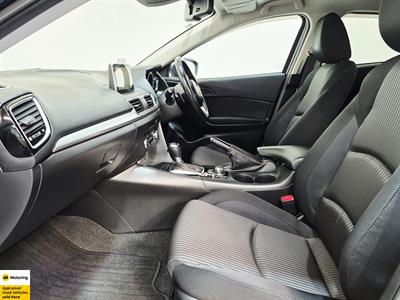 2015 Mazda Axela - Thumbnail