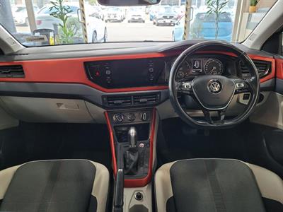 2019 Volkswagen Polo - Thumbnail
