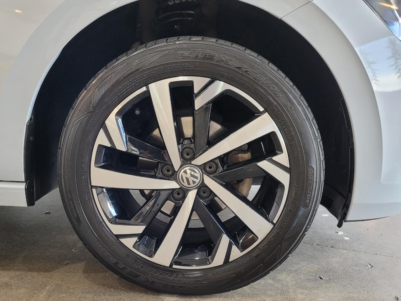 2019 Volkswagen Polo