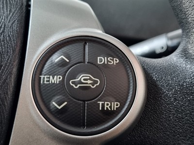 2013 Toyota Prius - Thumbnail