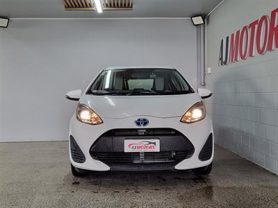 2019 Toyota Aqua - Thumbnail