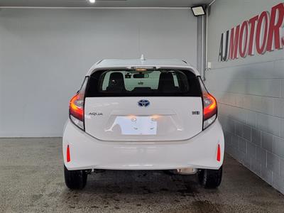 2019 Toyota Aqua - Thumbnail