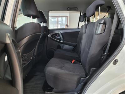 2010 Toyota Vanguard - Thumbnail