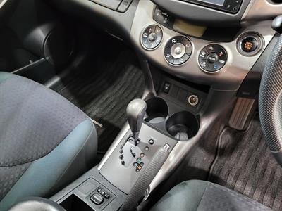 2010 Toyota Vanguard - Thumbnail