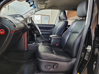 2016 Toyota Land Cruiser Prado - Thumbnail