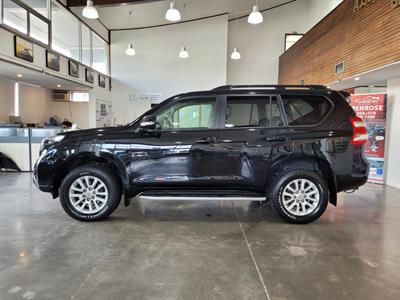 2016 Toyota Land Cruiser Prado - Thumbnail