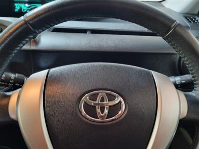 2013 Toyota Aqua - Thumbnail
