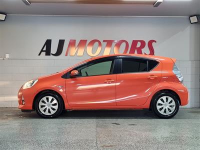 2013 Toyota Aqua - Thumbnail