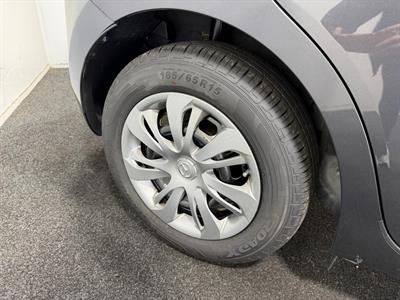 2015 Mazda Demio - Thumbnail