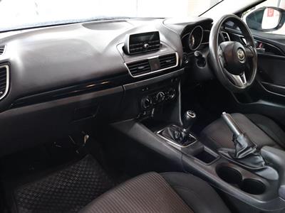 2015 Mazda Axela - Thumbnail