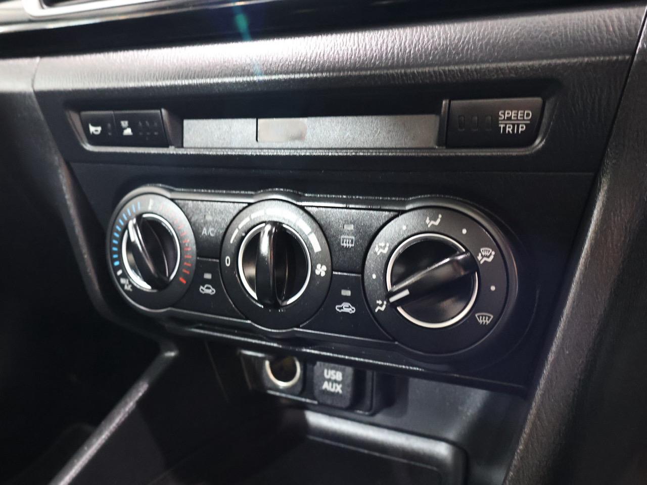 2015 Mazda Axela