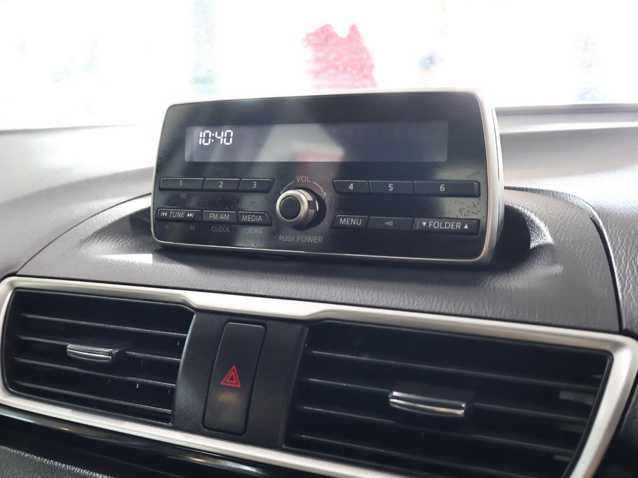 2015 Mazda Axela