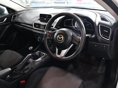 2015 Mazda Axela - Thumbnail