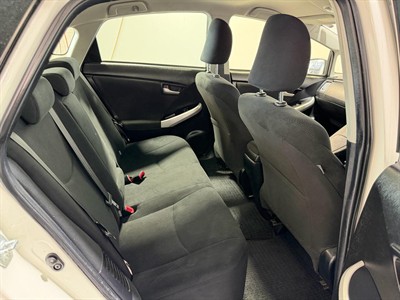 2014 Toyota Prius - Thumbnail