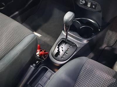 2018 Toyota Yaris - Thumbnail
