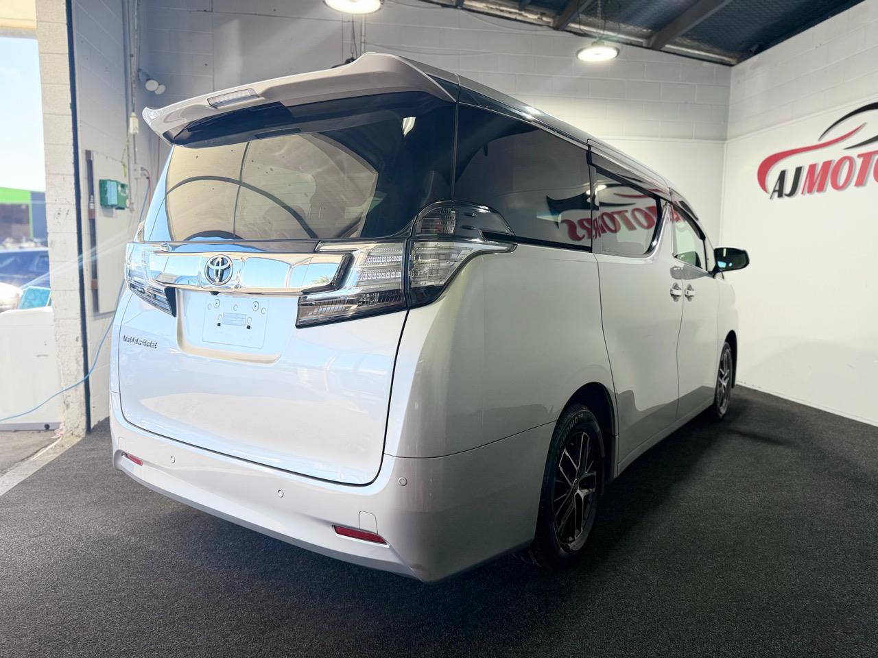 2017 Toyota Vellfire