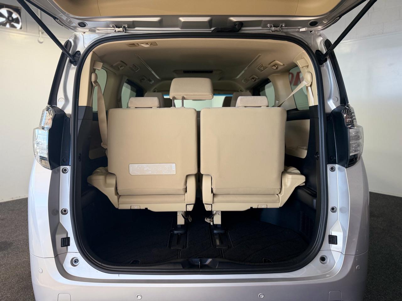 2017 Toyota Vellfire