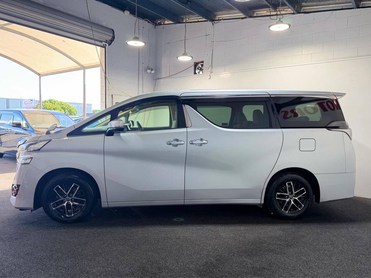 2017 Toyota Vellfire