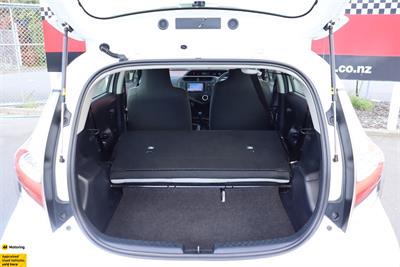 2018 Toyota Aqua - Thumbnail