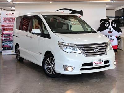 2015 Nissan Serena - Thumbnail