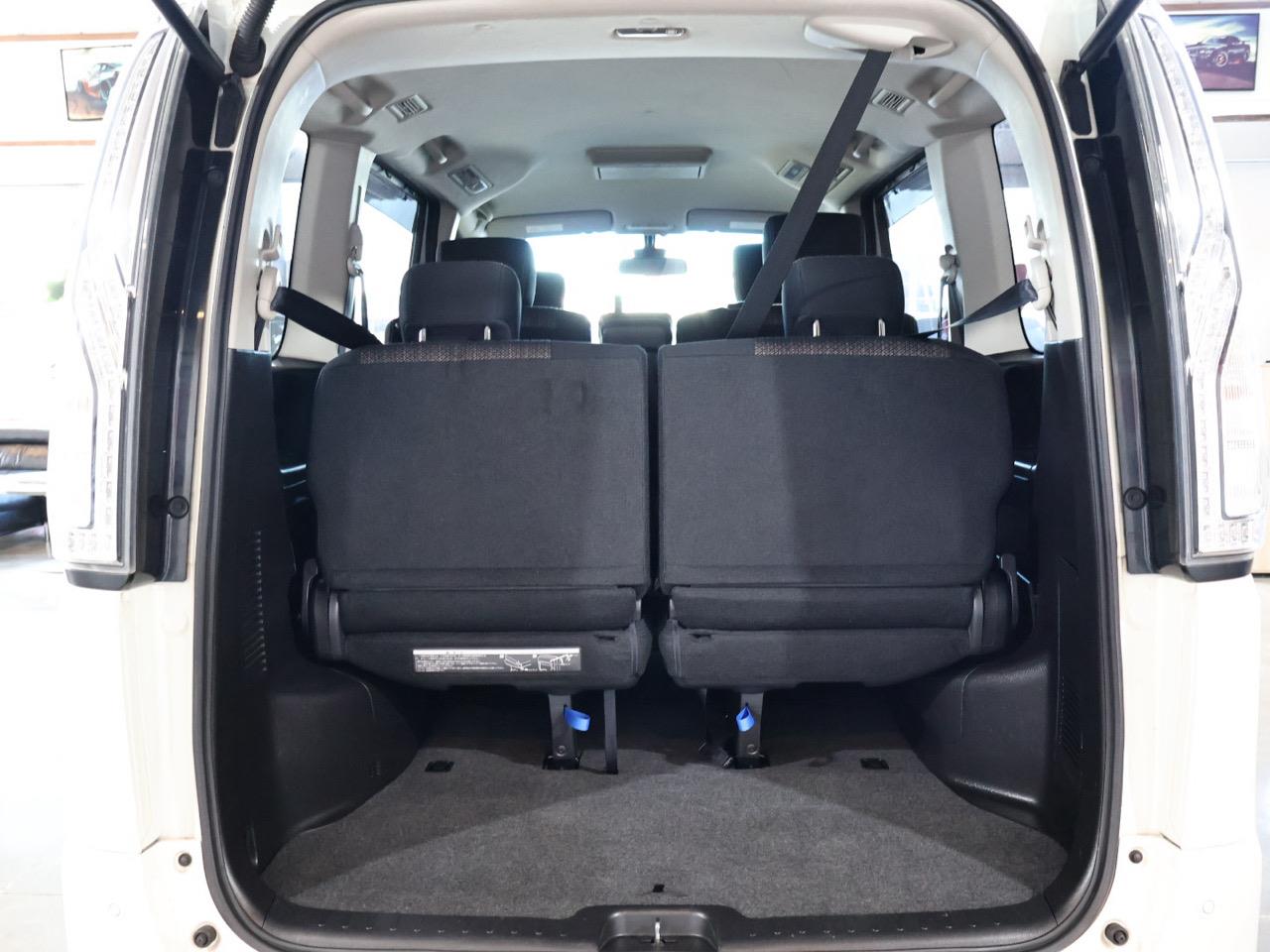 2015 Nissan Serena