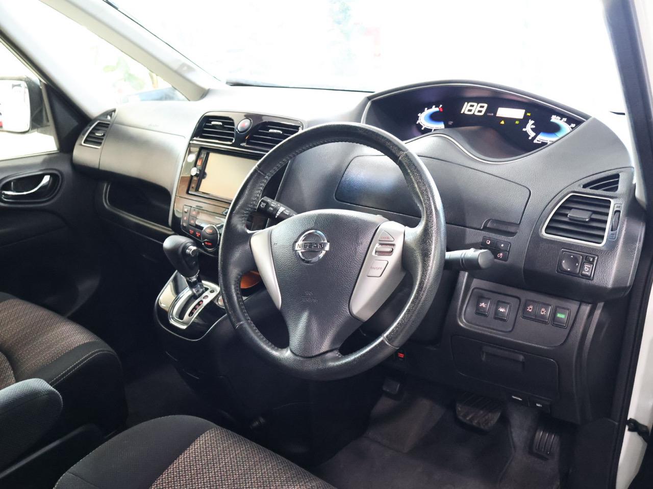2015 Nissan Serena