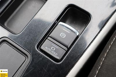 2022 Mitsubishi Outlander - Thumbnail