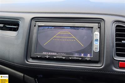 2015 Honda Vezel - Thumbnail