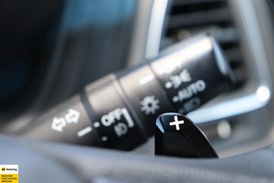 2015 Honda Vezel - Thumbnail