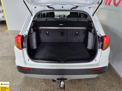 2016 Suzuki Vitara - Thumbnail